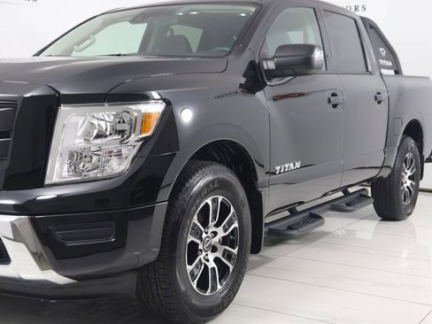 Used 2023 Nissan Titan SV w/ Accessory Utility Package image 58