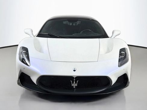 Used 2022 Maserati MC20 Coupe RWD image 2