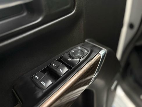 Used 2019 Chevrolet Silverado 1500 RST w/ All-Star Edition AWD/4WD image 25