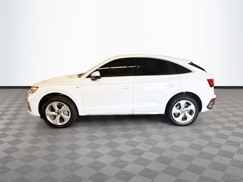 Certified 2025 Audi Q5 2.0T Premium Plus w/ Premium Plus Package AWD/4WD image 4