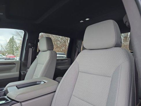 Used 2024 Chevrolet Silverado 3500 LT w/ Convenience Package image 22