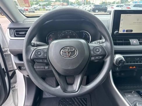 Used 2025 Toyota RAV4 XLE w/ Convenience Package AWD/4WD image 28