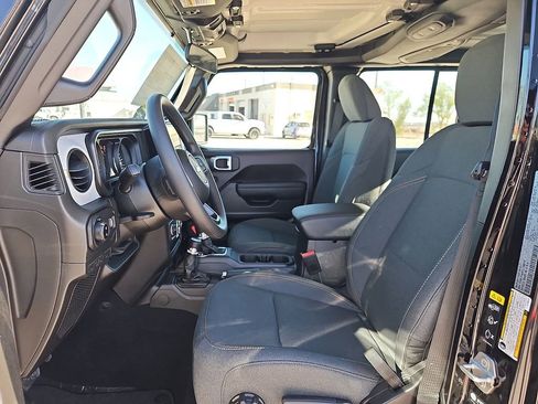 New 2026 Jeep Gladiator Sport AWD/4WD image 15