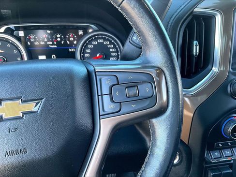 Used 2021 Chevrolet Silverado 1500 High Country w/ Technology Package image 24