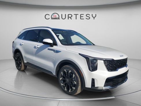 New 2026 Kia Sorento EX FWD image 4