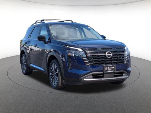 New 2026 Nissan Pathfinder Platinum AWD/4WD image 3