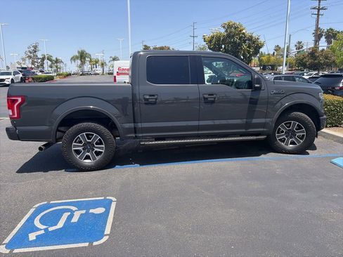 Used 2017 Ford F150 XLT w/ Equipment Group 302A Luxury AWD/4WD image 11