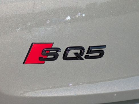 Used 2024 Audi SQ5 Premium Plus w/ Premium Plus Package image 32