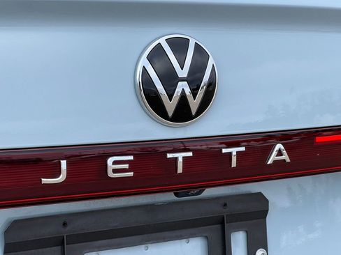 Used 2025 Volkswagen Jetta SEL image 47