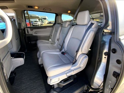 Used 2024 Honda Odyssey EX-L image 18