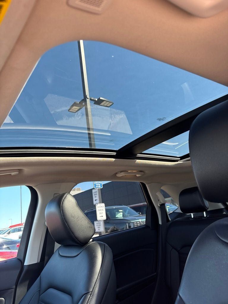 Used 2020 Ford Edge SEL w/ Convenience Package AWD/4WD image 24