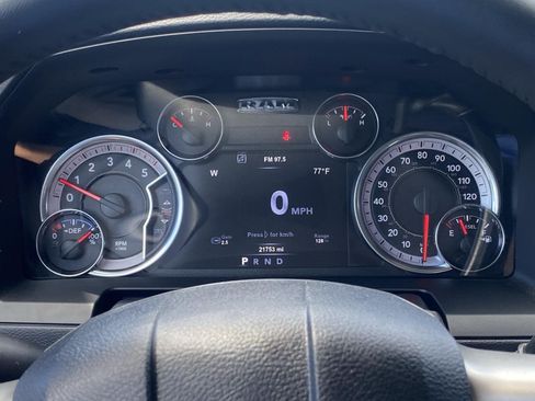 Used 2018 RAM 2500 Laramie w/ Sport Appearance Group AWD/4WD image 13
