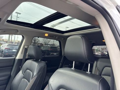 Used 2023 Nissan Pathfinder SL w/ SL Premium Package image 2