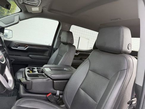 Used 2024 GMC Sierra 1500 SLT image 14