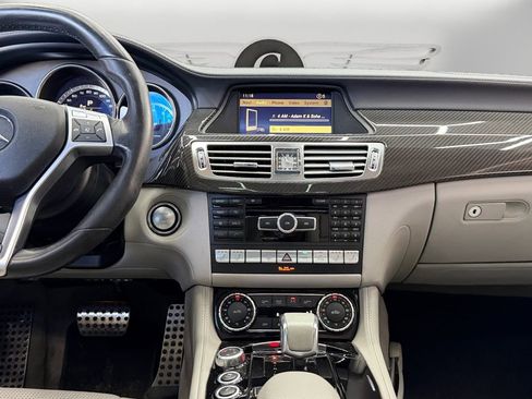 Used 2012 Mercedes-Benz CLS 63 AMG image 11