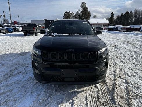 New 2026 Jeep Compass Latitude image 8