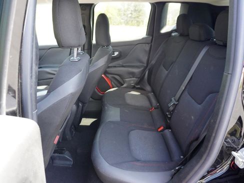 Used 2017 Jeep Renegade Trailhawk image 29