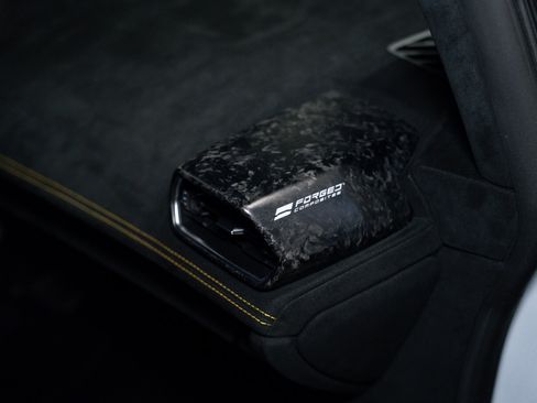 Used 2018 Lamborghini Huracan Performante image 29