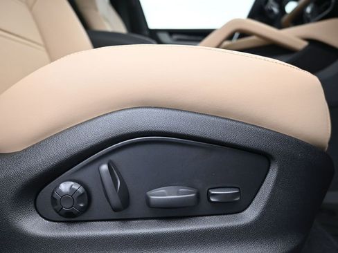 Certified 2026 Porsche Cayenne Coupe AWD/4WD image 15