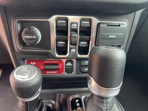 New 2025 Jeep Wrangler Unlimited Sport AWD/4WD image 30