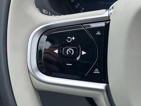 New 2026 Volvo XC60 B5 Ultra w/ Climate Package AWD/4WD image 26