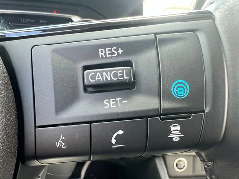 Certified 2023 Nissan Rogue SV w/ SV Premium B Package AWD/4WD image 32