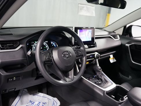 New 2025 Toyota RAV4 LE image 11