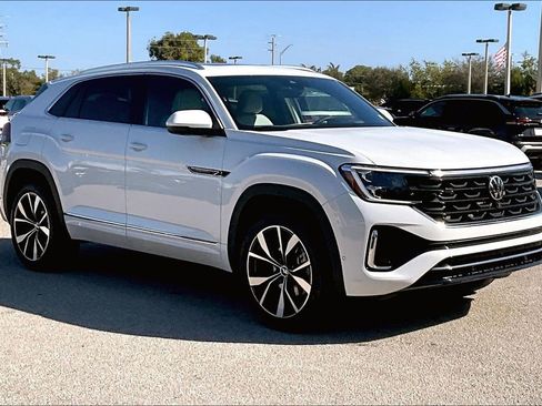 New 2026 Volkswagen Atlas Cross Sport SEL Premium R-Line image 2