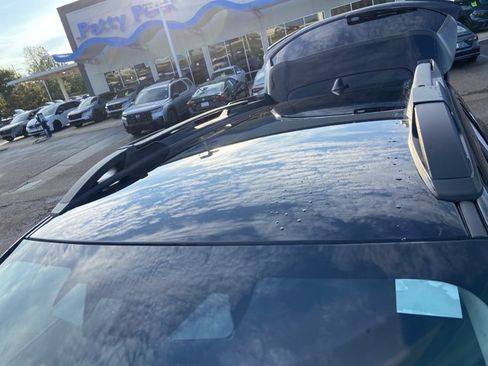 Used 2023 Subaru Outback Premium AWD/4WD image 28