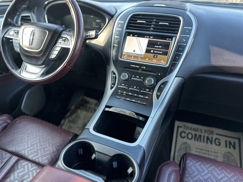 Used 2019 Lincoln Nautilus Black Label image 27