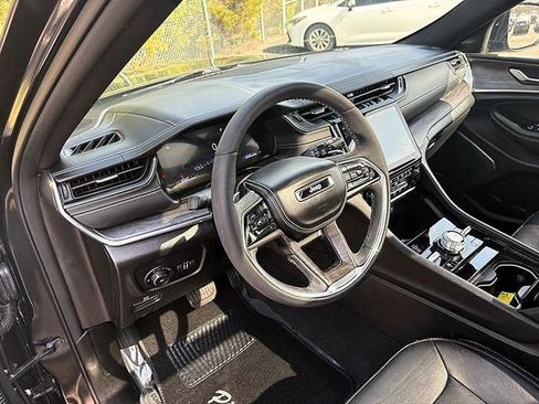 Used 2024 Jeep Grand Cherokee Overland w/ Trailer Tow Package image 20