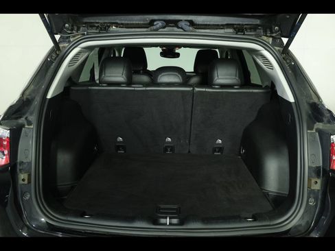 Used 2022 Jeep Compass Limited AWD/4WD image 16