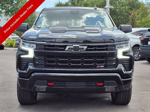 Used 2025 Chevrolet Silverado 1500 LT Trail Boss w/ Convenience Package II AWD/4WD image 2