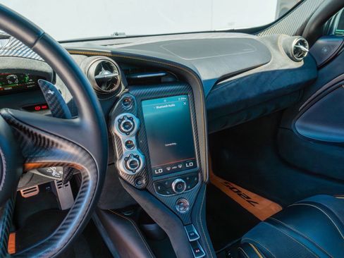 Used 2021 McLaren 720S Spider image 66