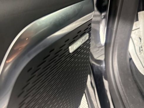 Used 2024 Chevrolet Traverse RS AWD/4WD image 35