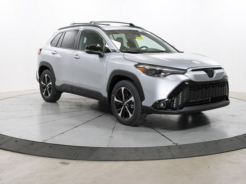 New 2025 Toyota Corolla Cross AWD Hybrid image 4