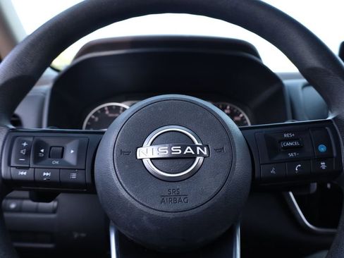 Used 2022 Nissan Rogue SV AWD/4WD image 8