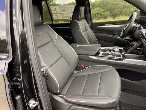 New 2026 Cadillac Escalade Sport w/ Touring Package AWD/4WD image 23