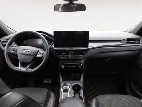 Used 2023 Ford Escape ST-Line w/ Tech Pack #1 image 9