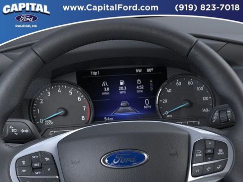 New 2024 Ford Explorer XLT w/ Equipment Group 202A image 13