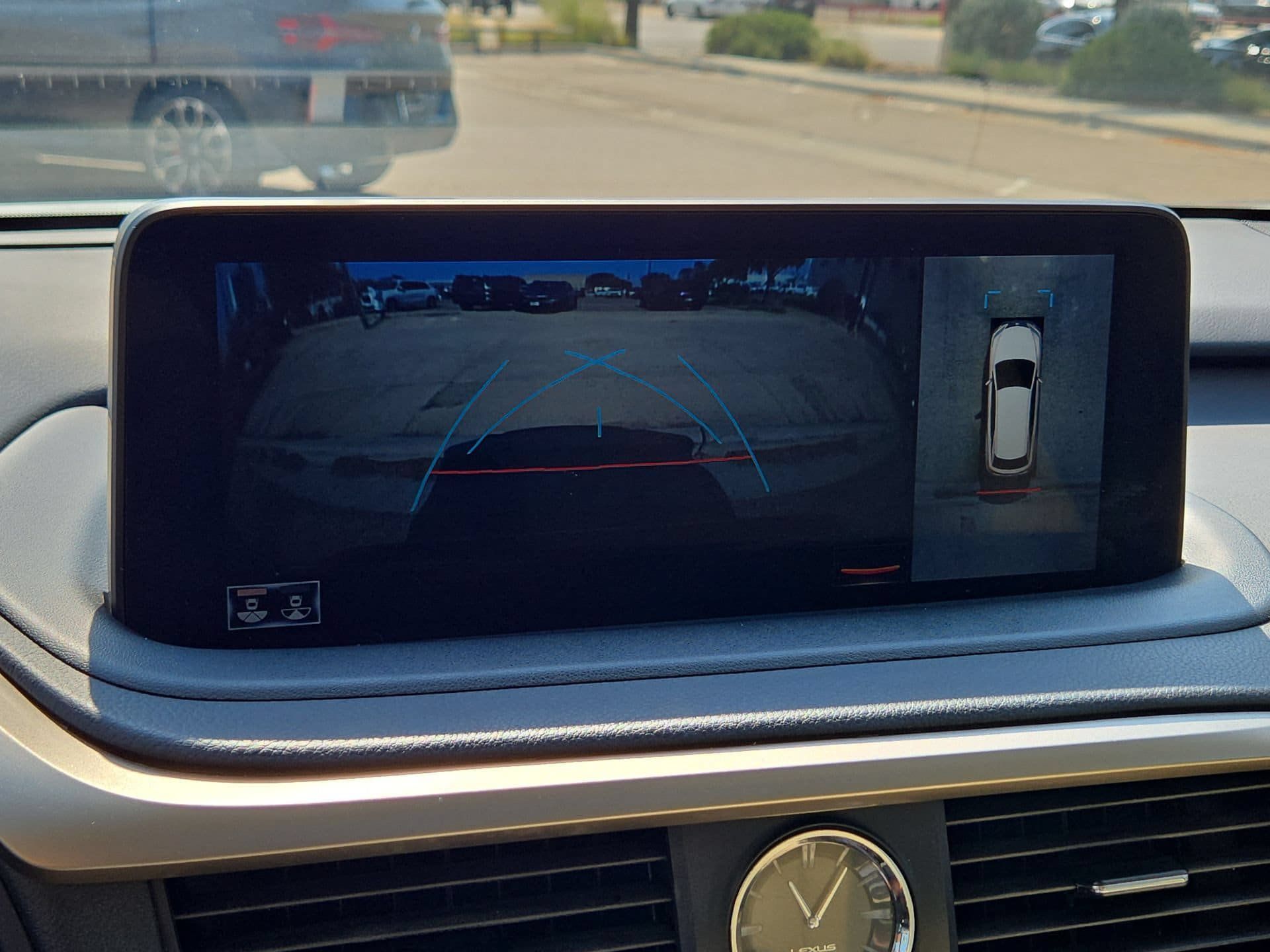 Used 2022 Lexus RX 350 FWD w/ Premium Package image 18
