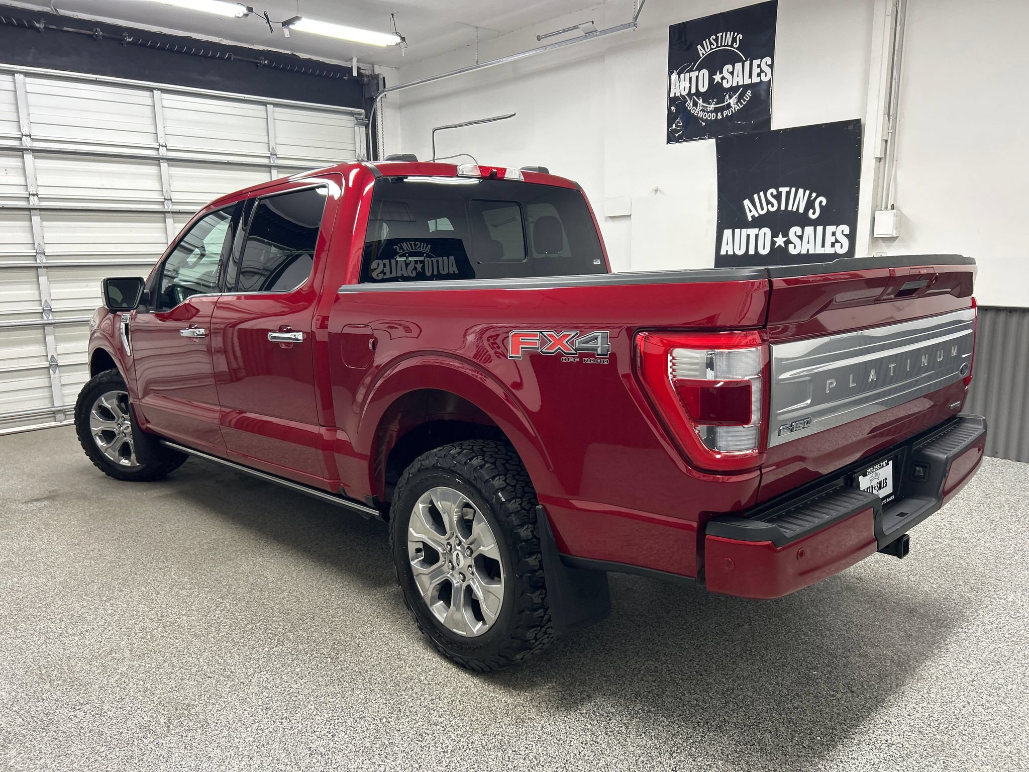 Used 2021 Ford F150 Platinum w/ Equipment Group 701A High AWD/4WD image 4