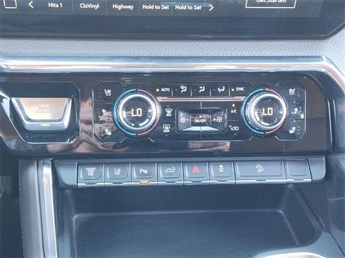 Used 2024 GMC Sierra 2500 Denali w/ Denali Reserve Package image 20