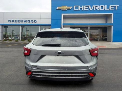 New 2026 Chevrolet Trax LT w/ Driver Confidence Package FWD image 4
