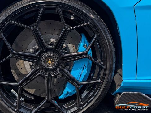 Used 2021 Lamborghini Aventador SVJ AWD/4WD image 46
