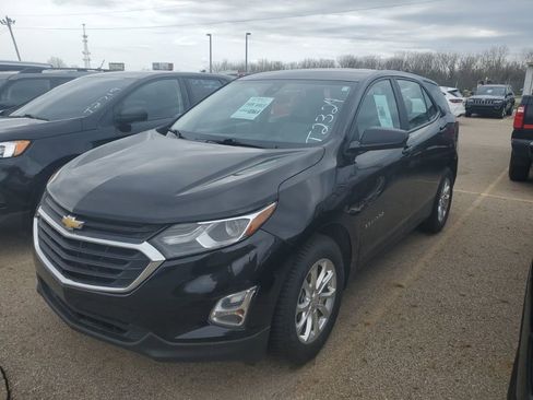Used 2020 Chevrolet Equinox LS image 3