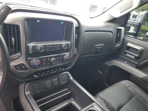 Used 2019 Chevrolet Silverado 3500 LTZ w/ Duramax Plus Package AWD/4WD image 28
