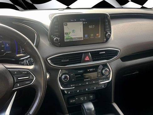 Used 2019 Hyundai Santa Fe AWD image 4