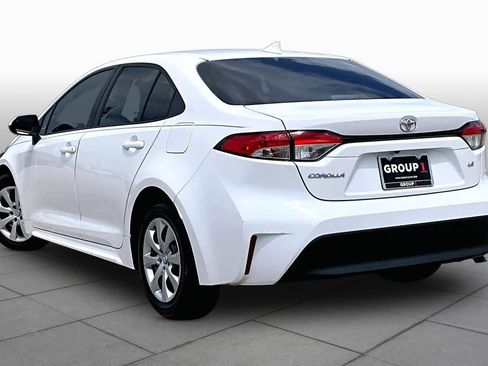 Used 2024 Toyota Corolla LE image 12