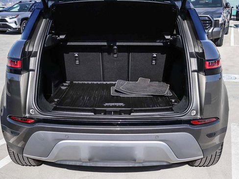 Used 2022 Land Rover Range Rover Evoque SE image 27